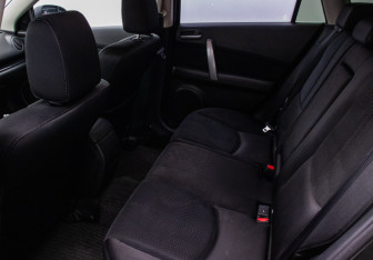 Подержанный автомобиль Mazda 6 Wagon 2008 года (11 фото)