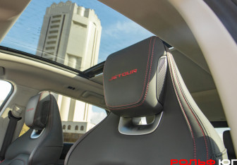 Подержанный автомобиль Jetour Dashing 2024 года (15 фото)