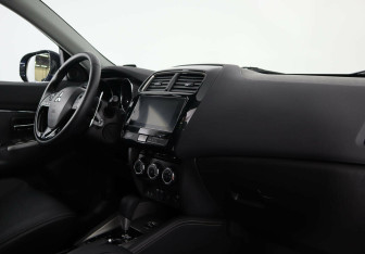 Подержанный автомобиль Mitsubishi ASX 2018 года (6 фото)