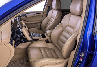 Подержанный автомобиль Porsche Macan 2015 года (20 фото)