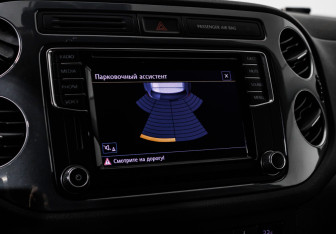 Подержанный автомобиль Volkswagen Tiguan 2016 года (14 фото)