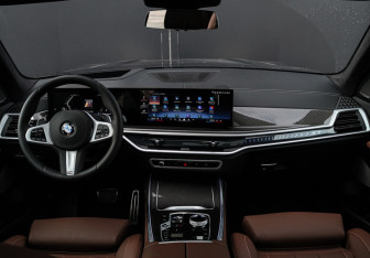 Новый BMW X7 2024 (15 фото)