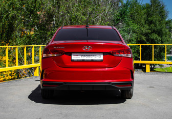 Подержанный автомобиль Hyundai Solaris Sedan 2020 года (5 фото)