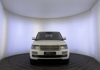 Подержанный автомобиль Land Rover Range Rover 2015 года (2 фото)