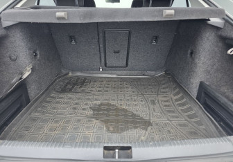 Подержанный автомобиль Skoda Octavia Liftback 2014 года (18 фото)