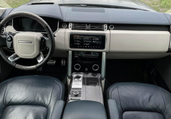 Подержанный автомобиль Land Rover Range Rover 2019 года (12 фото)