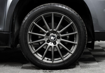 Подержанный автомобиль Skoda Yeti 2015 года (7 фото)