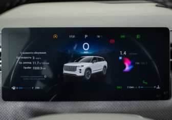 Подержанный автомобиль Jaecoo J7 2023 года (12 фото)