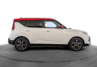 Подержанный автомобиль Kia Soul 2021 года (4 фото)