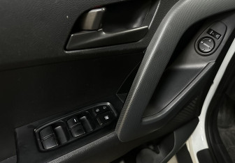 Подержанный автомобиль Hyundai Creta 2017 года (15 фото)