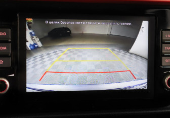 Подержанный автомобиль Kia Rio Hatchback 2020 года (9 фото)