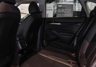 Подержанный автомобиль Kia Seltos 2020 года (11 фото)