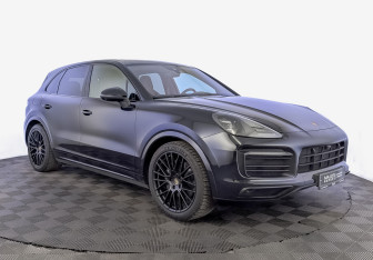 Подержанный автомобиль Porsche Cayenne 2023 года (3 фото)