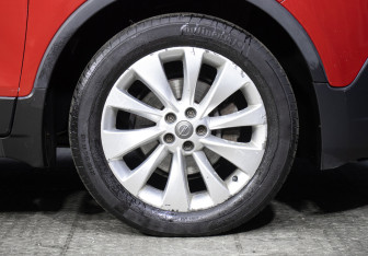 Подержанный автомобиль Opel Mokka 2015 года (25 фото)