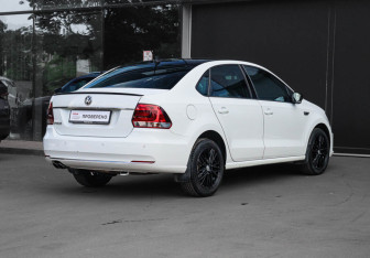 Подержанный автомобиль Volkswagen Polo Sedan 2018 года (4 фото)