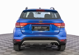 Подержанный автомобиль Kia Rio Hatchback 2019 года (6 фото)