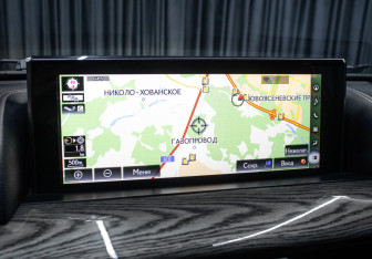 Подержанный автомобиль Lexus LX 2015 года (21 фото)