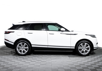 Подержанный автомобиль Land Rover Range Rover Velar 2022 года (4 фото)