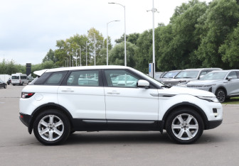 Подержанный автомобиль Land Rover Range Rover Evoque 2012 года (4 фото)