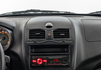 Подержанный автомобиль LADA (ВАЗ) Granta Liftback 2023 года (17 фото)