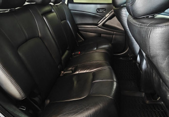 Подержанный автомобиль Nissan Murano Suv 2011 года (10 фото)