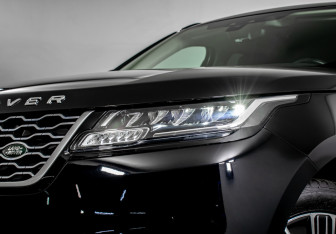 Подержанный автомобиль Land Rover Range Rover Velar 2018 года (18 фото)