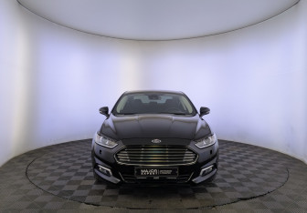 Подержанный автомобиль Ford Mondeo Sedan 2018 года (2 фото)