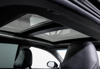 Подержанный автомобиль Toyota Camry Sedan 2023 года (18 фото)