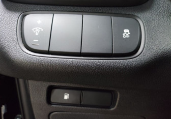 Подержанный автомобиль Kia Sorento 2017 года (19 фото)