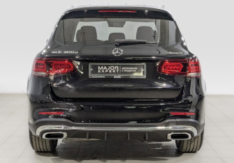 Подержанный автомобиль Mercedes-Benz GLC Coupe 2021 года (6 фото)