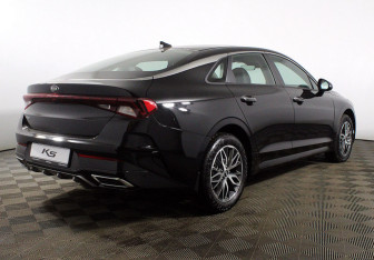 Новый Kia K5 2025 (3 фото)