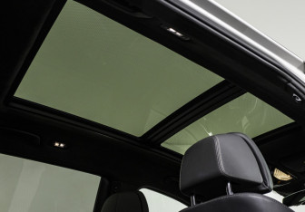 Подержанный автомобиль BMW X7 2023 года (33 фото)