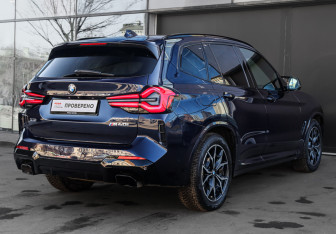 Подержанный автомобиль BMW X3 2022 года (4 фото)