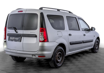 Подержанный автомобиль LADA (ВАЗ) Largus Wagon 2017 года (5 фото)