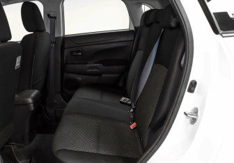 Подержанный автомобиль Mitsubishi ASX 2021 года (10 фото)