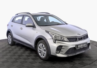 Подержанный автомобиль Kia Rio Hatchback 2021 года (3 фото)