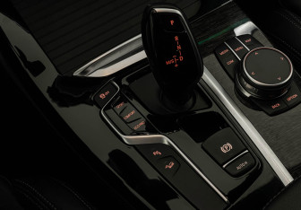 Подержанный автомобиль BMW X4 2020 года (18 фото)