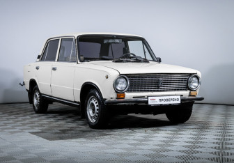 Подержанный автомобиль LADA (ВАЗ) 2101 1986 года (3 фото)