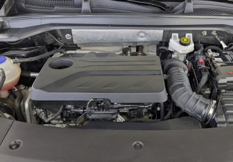 Подержанный автомобиль Exeed RX 2023 года (9 фото)