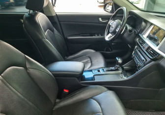 Подержанный автомобиль Kia Optima Sedan 2019 года (11 фото)