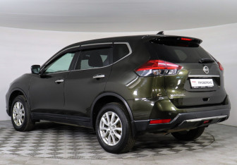 Подержанный автомобиль Nissan X-Trail 2019 года (6 фото)