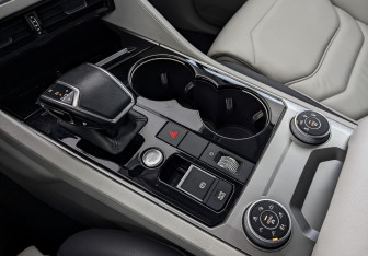 Подержанный автомобиль Volkswagen Touareg 2018 года (21 фото)