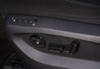 Подержанный автомобиль Volkswagen Tiguan 2025 года (21 фото)