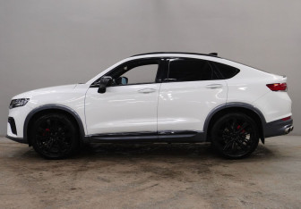 Подержанный автомобиль Geely Tugella 2022 года (4 фото)