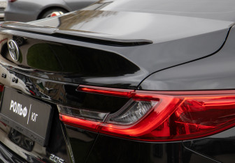 Подержанный автомобиль Toyota Camry Sedan 2024 года (25 фото)