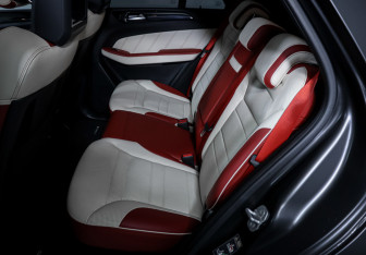 Подержанный автомобиль Mercedes-Benz GLE AMG 2015 года (10 фото)