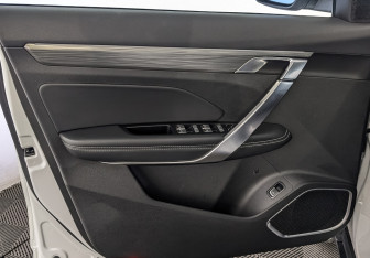 Подержанный автомобиль Belgee X70 2024 года (19 фото)