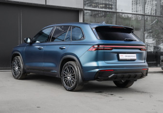 Подержанный автомобиль Geely Monjaro 2023 года (6 фото)