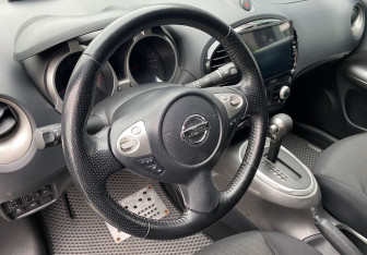 Подержанный автомобиль Nissan Juke 2011 года (13 фото)