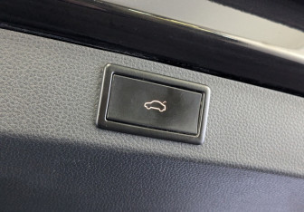 Подержанный автомобиль Skoda Karoq 2020 года (25 фото)